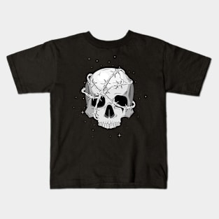 Skull and barbed wire Kids T-Shirt